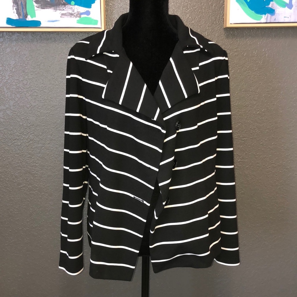 Chico’s Blazer Size 2
